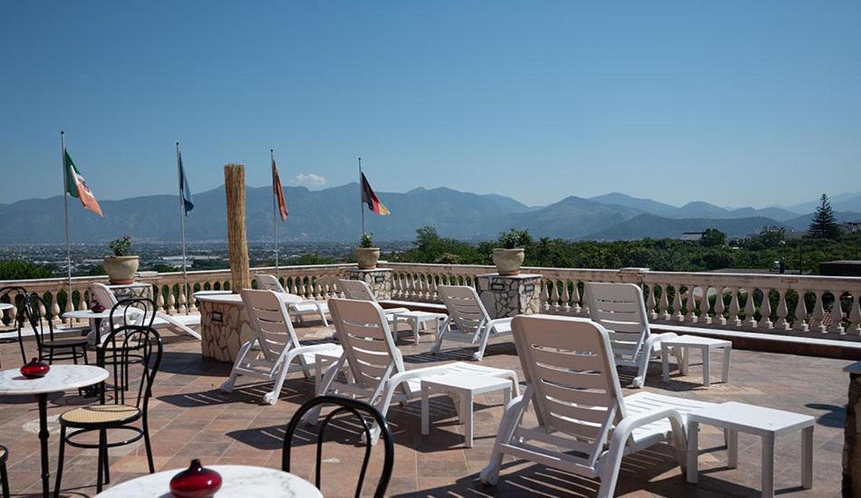 Hotel Sottovento Sant'Egidio del Monte Albino Eksteriør bilde