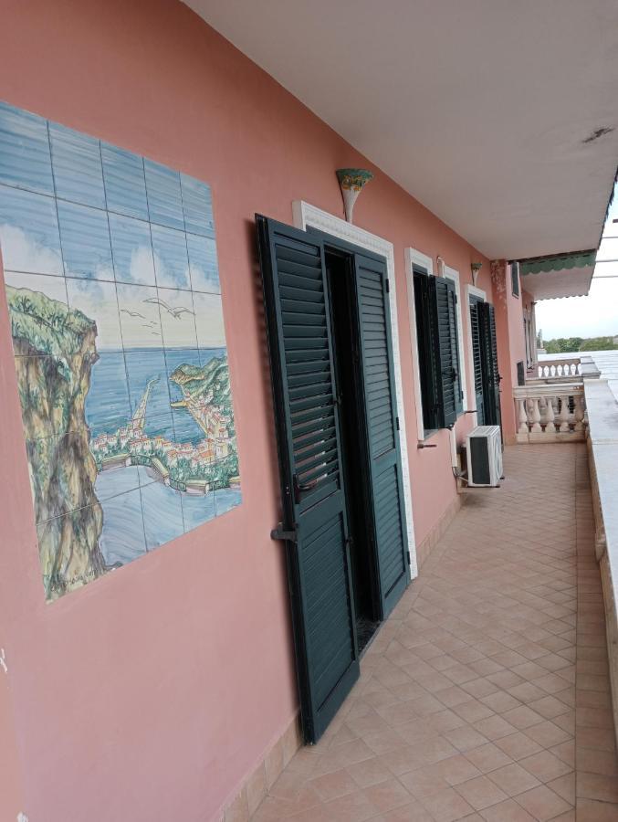 Hotel Sottovento Sant'Egidio del Monte Albino Eksteriør bilde