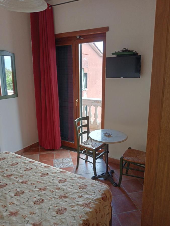 Hotel Sottovento Sant'Egidio del Monte Albino Eksteriør bilde