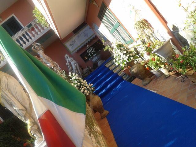 Hotel Sottovento Sant'Egidio del Monte Albino Eksteriør bilde