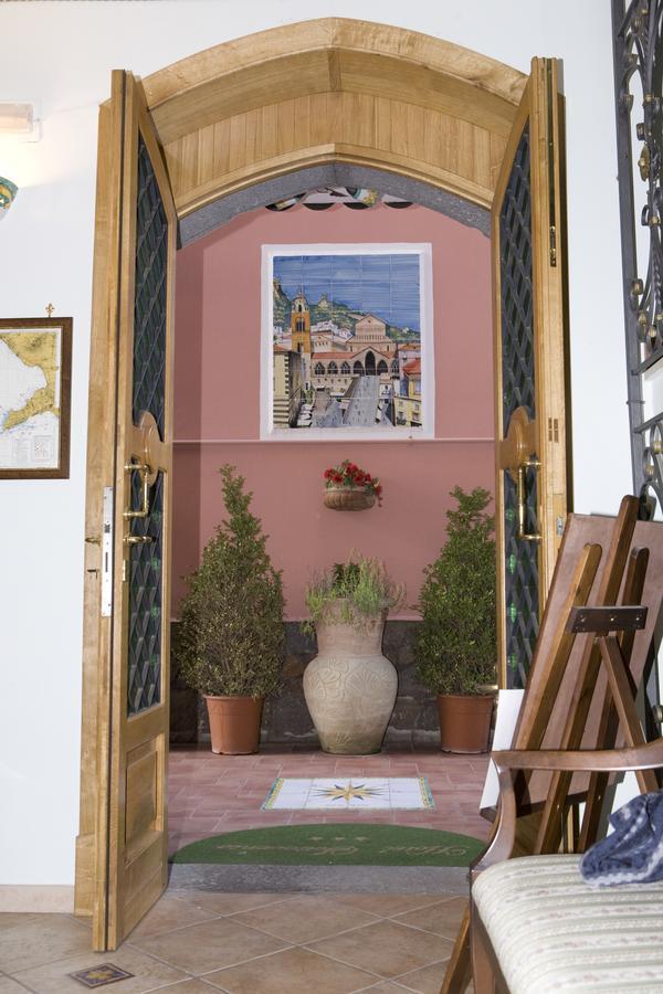 Hotel Sottovento Sant'Egidio del Monte Albino Eksteriør bilde