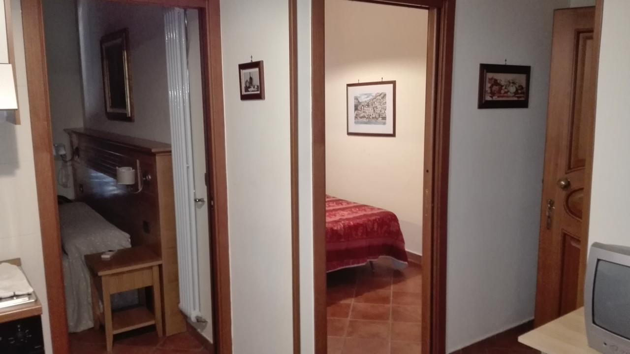 Hotel Sottovento Sant'Egidio del Monte Albino Eksteriør bilde