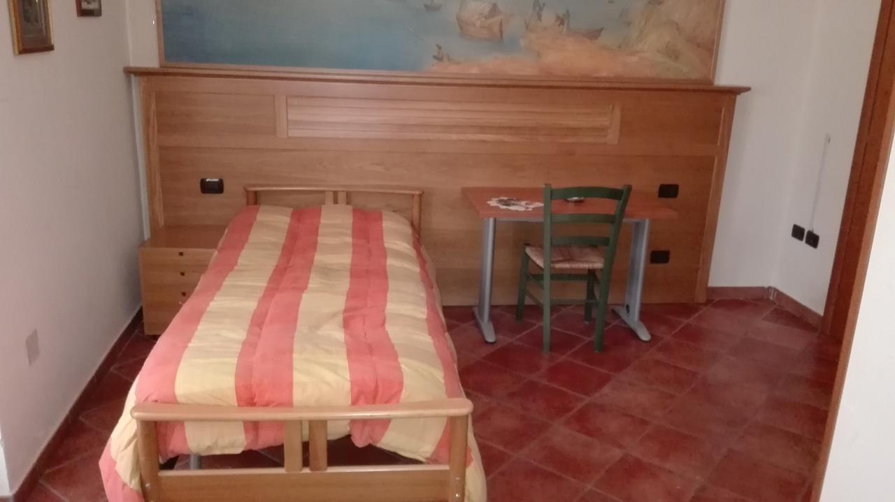 Hotel Sottovento Sant'Egidio del Monte Albino Eksteriør bilde