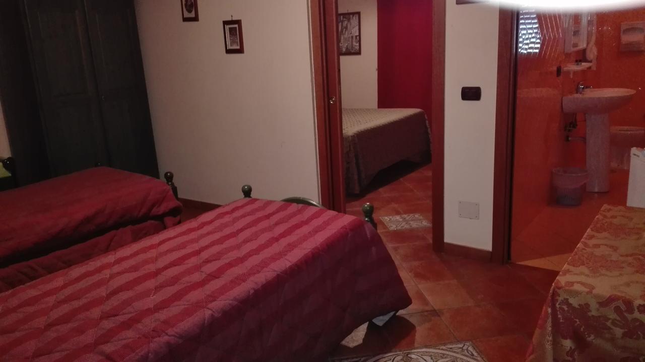 Hotel Sottovento Sant'Egidio del Monte Albino Eksteriør bilde