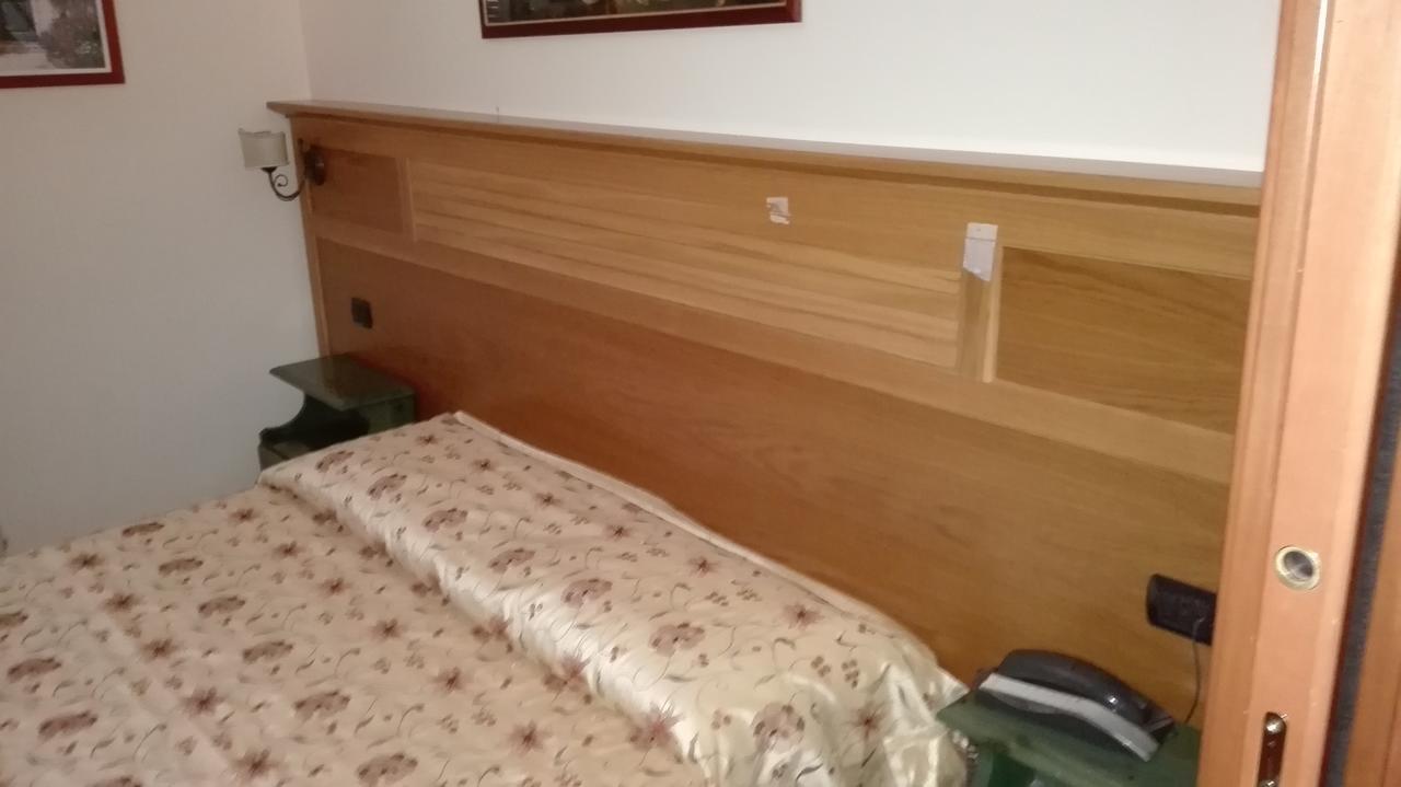 Hotel Sottovento Sant'Egidio del Monte Albino Eksteriør bilde
